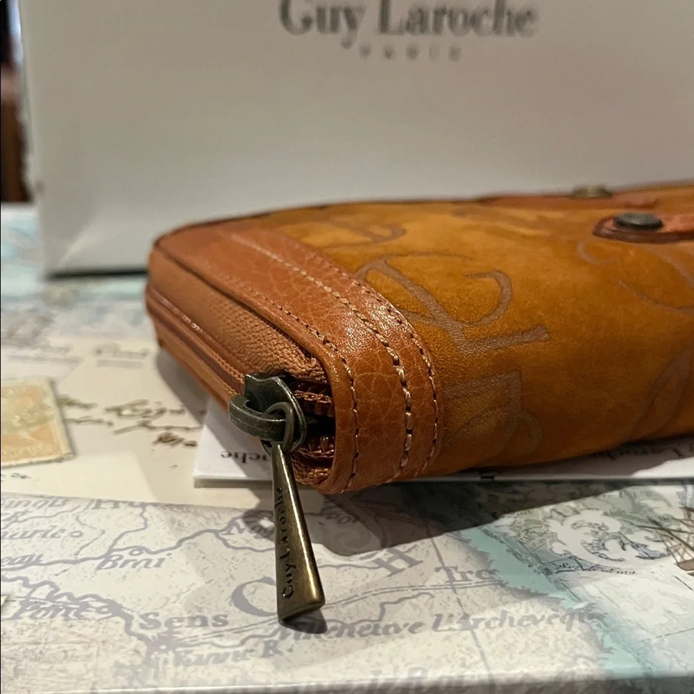 Guy Laroche vintage suede leather long zipper wallet